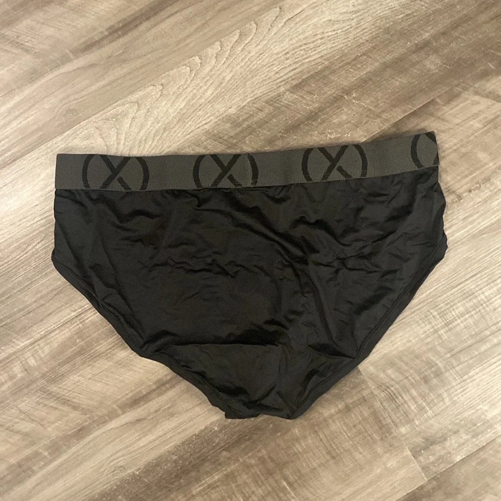 2(X)IST Sport Mesh Brief_2